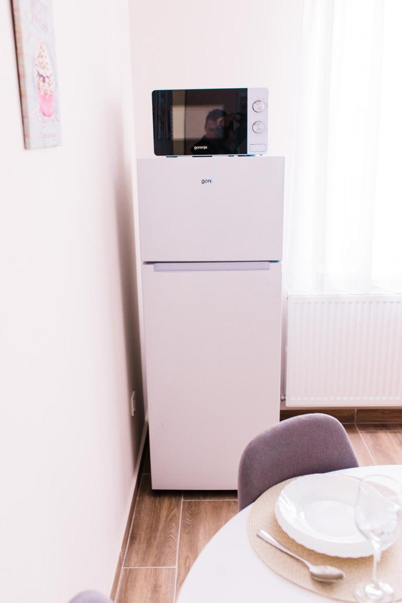 Central White Apartment Satu Mare Zewnętrze zdjęcie