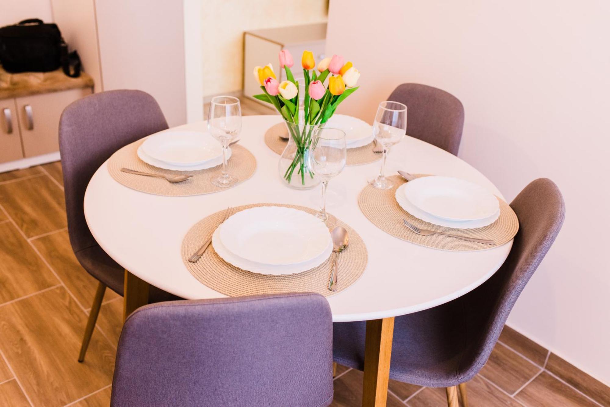 Central White Apartment Satu Mare Zewnętrze zdjęcie